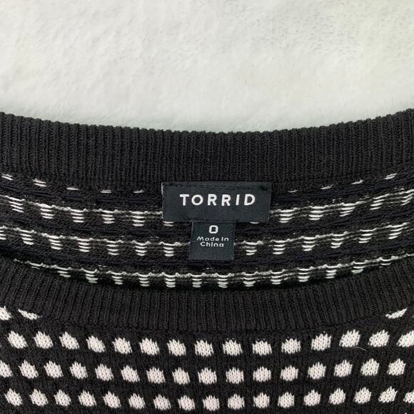 Torrid Size 0 US Large Black White Polka Dot Elbow Sleeve Cropped Sweater - Picture 2 of 7
